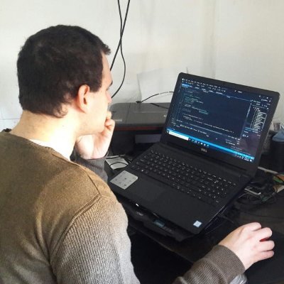 RBIDev's profile picture. Creando mundos entre los 1 y 0 del pc.
#Programming #GameDeveloper
