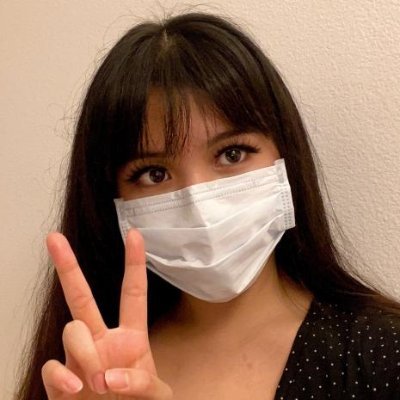 MaggieBunz's profile picture. Miya made me make a Twitter