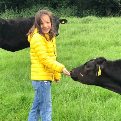IdaChrisHanaMae's profile picture. 