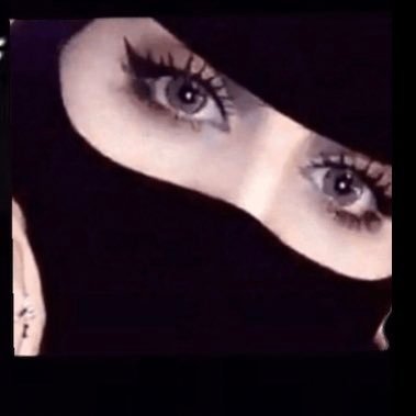 222Asheri's profile picture. ‏الحياةليست بحثآ عن الذات ولكنها رحلة لصنع الذات ــــأخلق م̷ـــِْن نفسك .شيئاً يصعب تقليدة..