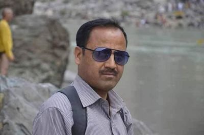 I am Umashankar Kukreti from Dehradun Uttarakhand as a freelancer news photo journalist.  I have been working in this line for the last 25 years.