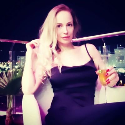Layla_1606's profile picture. Делаю то что хочу. Люблю свое бессознательное. Ломаю созовисимости. Понимаю знаки вселенной.