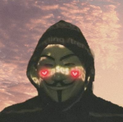 Human Rights | Hacktivist | Antifascist | #Anonymous |
#fucktrump and #fuckracism🖕
| #resistance 🌊👊🌊 | #Cybersecurity Engineer |  🏳️‍🌈💙 | #ResistersUnite