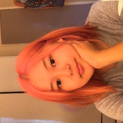 riczelmhy's profile picture. 