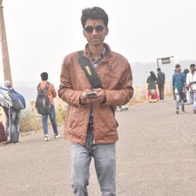 whogopinath's profile picture. #सफलता की मंजिल #किताबों से होकर जाती है