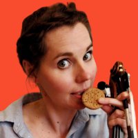 Robyn Lund, viola (@violawithrobyn) 's Twitter Profile