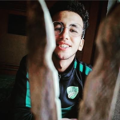 گن عظيماا ف عيين نفسگگ حتي لاا يگسررگ شئ بالحياةة..🌎❤💪