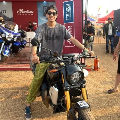 AhaanShah2's profile picture. Barca fan at heart, cook in the making, sarcastic for life