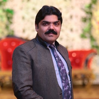 TEACHER, MASTER TRAINER, P. HD FROM GCU LAHORE, MOTIVATOR, MENTORE
میسر آئے گی جو فرصت کسی روز۔۔۔۔۔۔۔۔۔۔۔
کروں گا بیاں افسانہ ہجر اسی روز(مزمل)