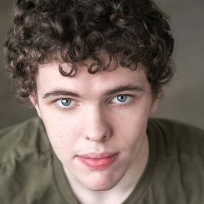 They/Them || 2020 BA (Hons) Acting Graduate from the University of Chichester || || 23 years old || London based actor āØ