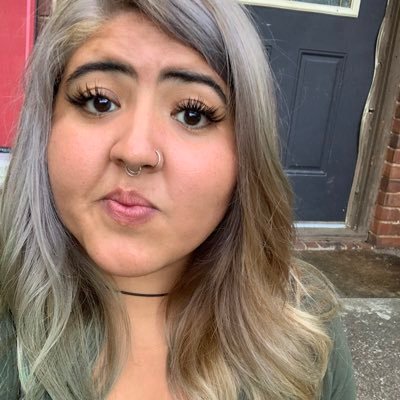 eaSy_e21's profile picture. 