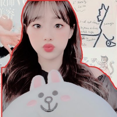 𝐔𝐍𝐑𝐄𝐀𝐋 # She becomes charming and fluffy at the same time. Belongs to fromis_9 and Flover들. layout cr in pic