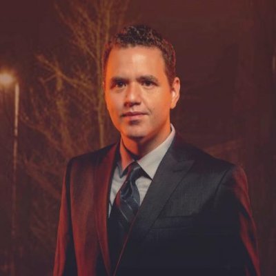 Tom Holt Profile