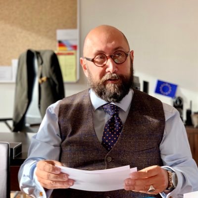 OlivierTedde's profile picture. MPhil, PhD - Proviseur de la Cité Scolaire Internationale de Ferney-Voltaire