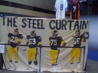 gbone58's profile picture. Father, Husband, Steelers, Pizza 🍕🦈 the Dead 💀 
UCONN HUSKIES 5 Time Champion