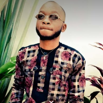 I'm simple and God fearing dude I love to make new friends