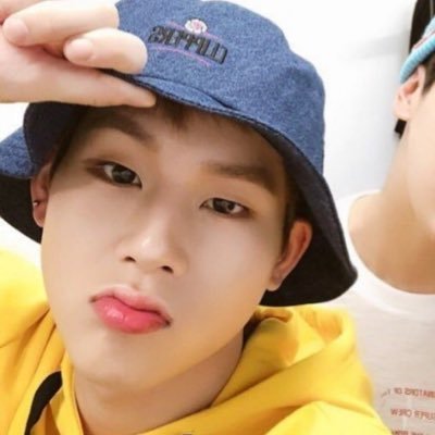 Evelyn5147's profile picture. “ Let the haters BARK “ - Changkyun 🖤Monbebe 🖤