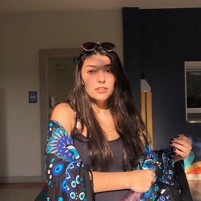 ___aninhalu's profile picture. Always changing 🦋