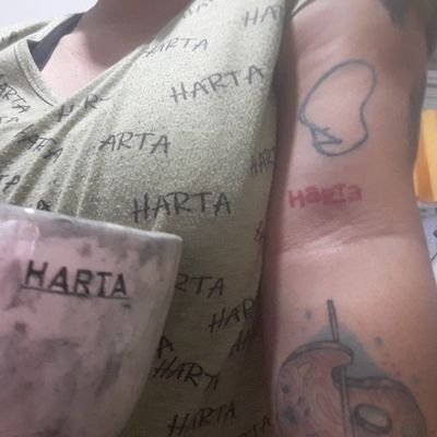 magndalica's profile picture. Mis brazos son como un álbum de figuritas mal pegadas.