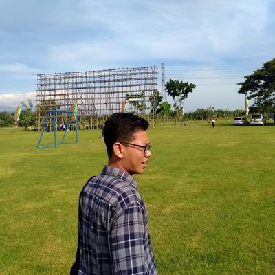 Em74951319's profile picture. 