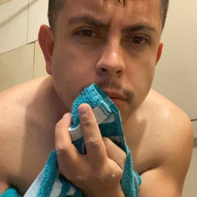 jrluvi16's profile picture. 