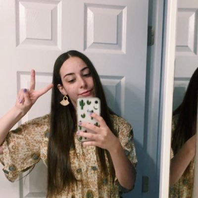 sydnee_bond's profile picture. sometimes you gotta work a little to ball a lot