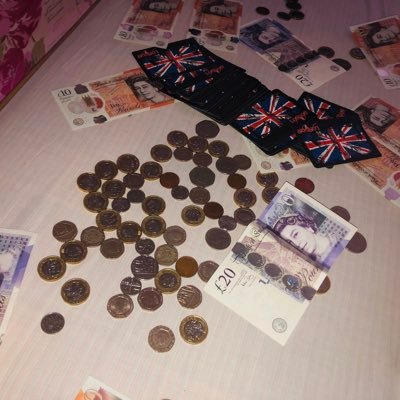 l1XZTFMzIei7Ny7's profile picture. 