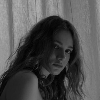 iiixs___21's profile picture. 