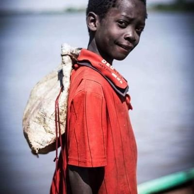 BARESI58455230's profile picture. ‏يالله هـــوي

تعب اللسان

من الشكيه

و في ألحكي

مسجون برأي

محشور برأي

وسط الشوارع

وفي المدن

مستني زول ما عارفو مين

مستني ريد ما أظن يجي.....