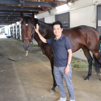 競馬・競輪メディアで仕事をしています サービスプロデューサー/動画ディレクター ※こちらで述べる見解等は個人の見解であり所属組織等には関係ありません #引退馬協会 会員、 #ゴットフリートの会 代表