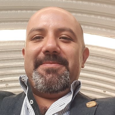 HombreSinPelo's profile picture. #CompuTetín
También @DedoPoderoso

Come #Chairos