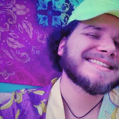Lofi/Trap/EDM💜LINK IN BIO!! 🌊Just trying to give people a good time🌊//G Jones and 🍾 drip// Follow my Soundcloud🖤