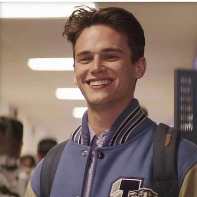 feelingreed's profile picture. 𝑜𝘩𝑎𝑛𝑎 𝑞𝑢𝑒𝑟 𝑑𝑖𝑧𝑒𝑟 𝑓𝑎𝑚𝑖́𝑙𝑖𝑎, 𝑓𝑎𝑚𝑖𝑙𝑖𝑎 𝑞𝑢𝑒𝑟 𝑑𝑖𝑧𝑒𝑟 𝑛𝑢𝑛𝑐𝑎 𝑎𝑏𝑎𝑛𝑑𝑜𝑛𝑎𝑟 𝑜𝑢 𝑒𝑠𝑞𝑢𝑒𝑐𝑒𝑟 💜☯️