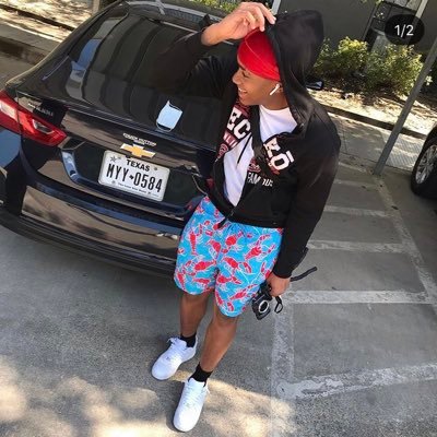 Profile Picture of íntrø 💥 〽️ (@wait_sean) on Twitter