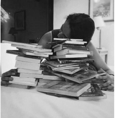 tweetdeclau's profile picture. Lectura, cine, vivir y dejar vivir. 🌈🎥🎶📚