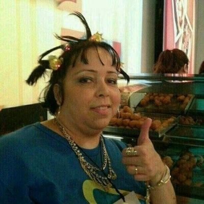eu sou tipo as velhas q não guarda senha do facebook, no meu caso é twitter