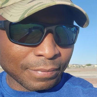 EEmekaekwue's profile picture. Be revolutionary in your thoughts. Be brave. Be the Change. Lead the Change.