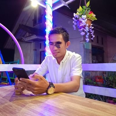 ★ Sekolah Anti Korupsi Aceh
★ Ketua BEM STKIP BBG
★Sekretaris IPPELMAS BNA