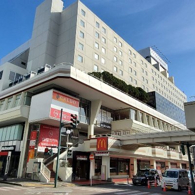 新潟市の中心地、万代シテイにあるホテルです。
ホテルの情報や、万代シテイのこと、
シルバーホテルが運営する
みんな大好き「バスセンターのカレー」のことも発信していきます。