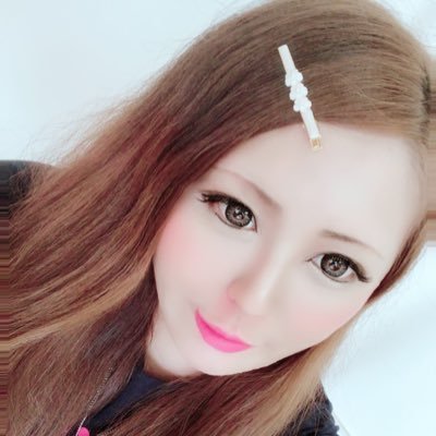 顔出しでゲームの配信したりしなかったり。今は休養中です。 Twitch→https://t.co/4Sa93MdBQs