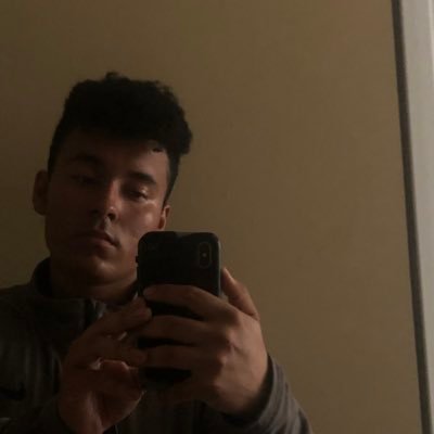 Windex9042's profile picture. Just your local Downey Boi!                          Biola ‘23 🦅.                                            CHECK OUT MY TWITCH!
