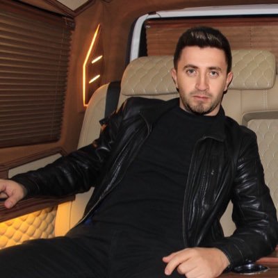 sercanetiner2's profile picture. 🕺Instagram: sercan.cetiner 🇹🇷Burdur Mücadele SporlarıGSK🏐🏆 📚MAKÜ ☕️sercio mola food & Cafe 🍔 😉 👑Anlatılmaz Yaşanır...