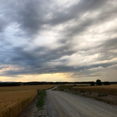 esretina's profile picture. Todos somos uno, pues #laresignaciónnoesunaopción. A por ello 💪🏻💪🏻💪🏻