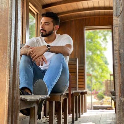 EsBeethoven's profile picture. 