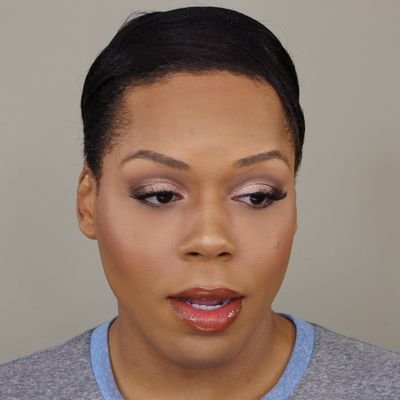 MakeupByTorrenc Profile Picture
