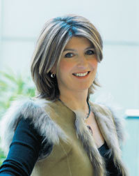 Editor of You mag, mum to Rosie. Love newspapers, magazines & all things media