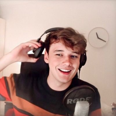 wii1bursoot's profile picture. please don't take me seriously guys