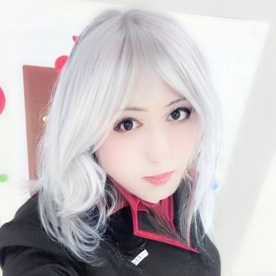 普段は普通のカメコおじさん。男装女装なんでも撮影OK。オネショタキメセク天皇陛下を中心とした神の国の普通の日本人。女装コスと女装レズセ好きの某レイヤーの裏垢。オフパコ大好き変態かおりちゃん。表はノンケを装ってるから、裏垢が本垢な模様。女装さんにはDMいただいたらLINEかカカオトークのID教えます。