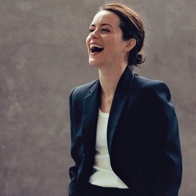 we are NOT claire - we post daily pics of claire foy ♛ we do not own content posted