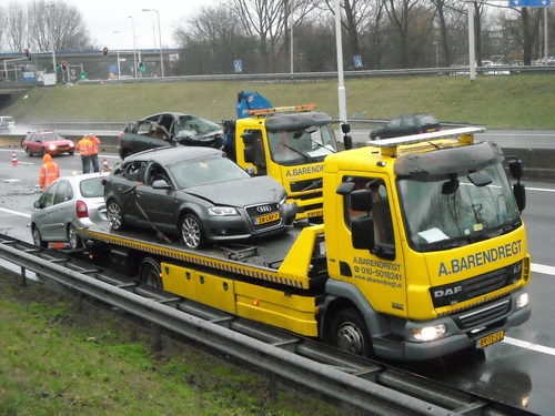 Filebestrijders op de ring Rotterdam!                          Zie jij iets dat file veroorzaakt? Laat het ons weten! @ABarendregtBV